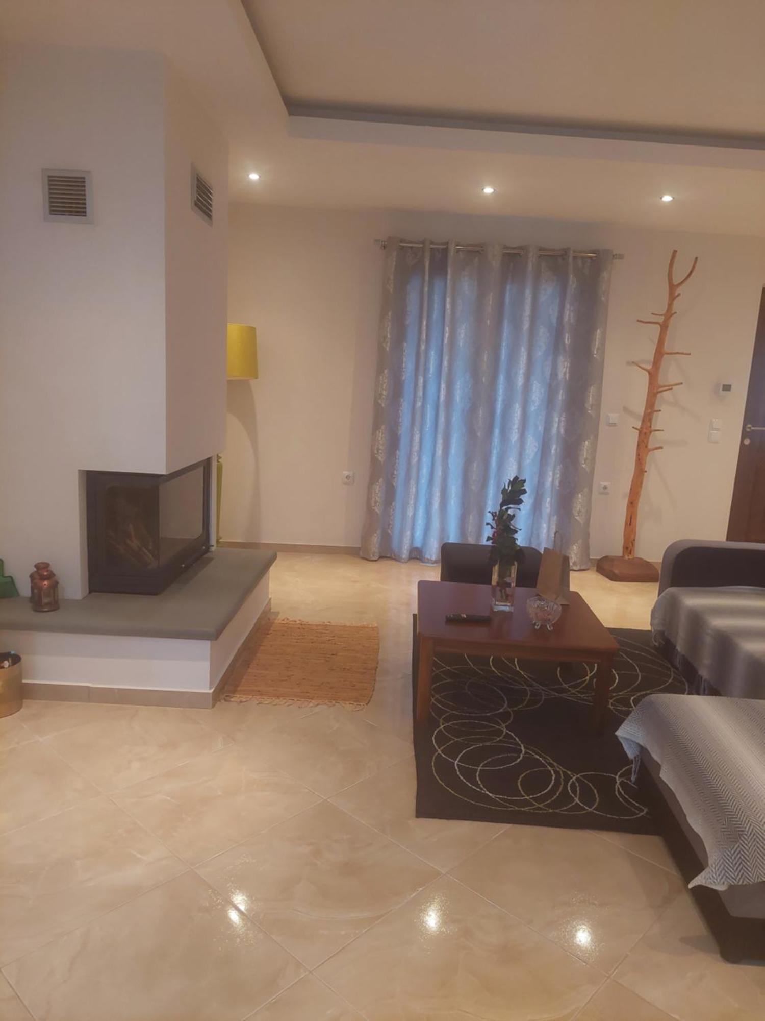 Αρτέμιδα Plus Karpenisi Apartment Eksteriør bilde